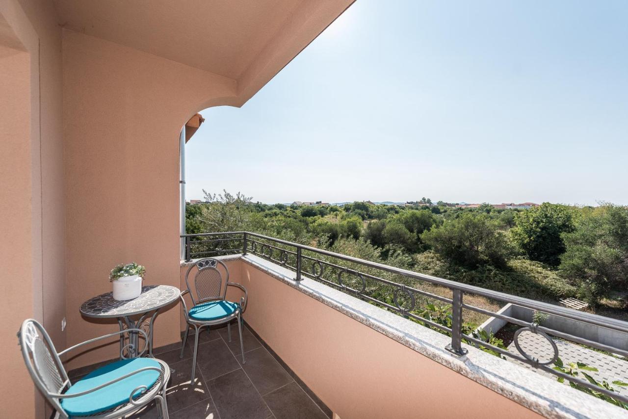 Luxury Apartments Garden Sukošan Exteriér fotografie